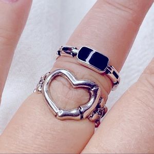 ❤️Seller’s Pick❤️ Heart and Black Enamel Sliver Plated 2 Rings Set
